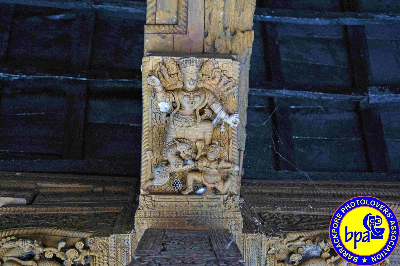 002 Wood curvings on Roof Structure of Sripur Chandimandap