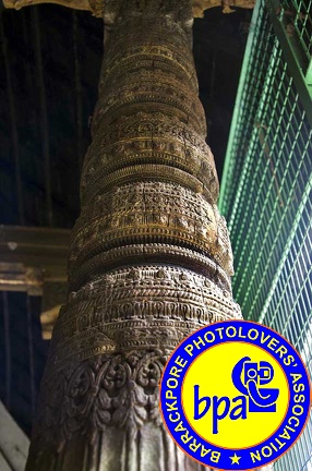 003c Wooden pillar of inside structure of Sripur Chandimandap